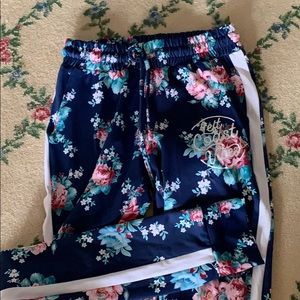 Woman’s floral pants